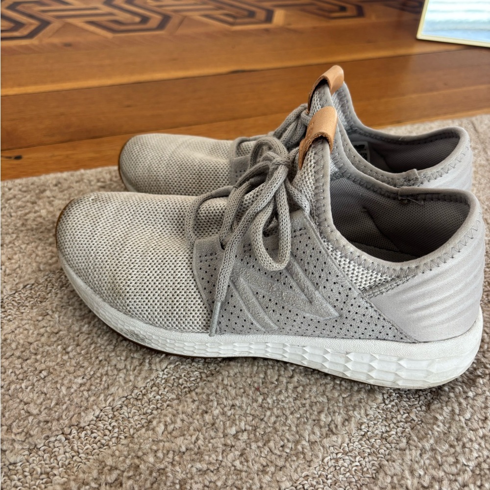 New Balance Women’s Fresh Foam Cruz V2 'Off Grey' Size 7.5 US